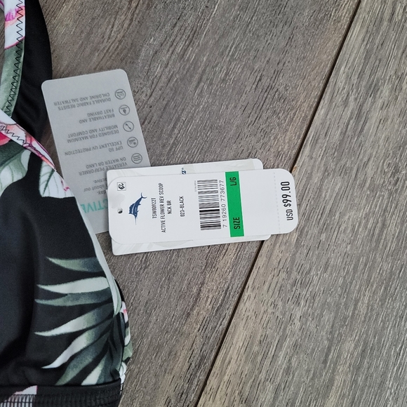 Tommy Bahama gingerflower scoop neck swim top - Picture 5 of 7
